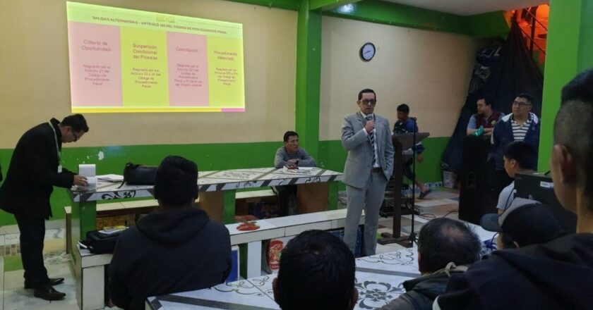Fiscalía de Chuquisaca cumple jornada de socialización de salidas alternativas en penal San Roque