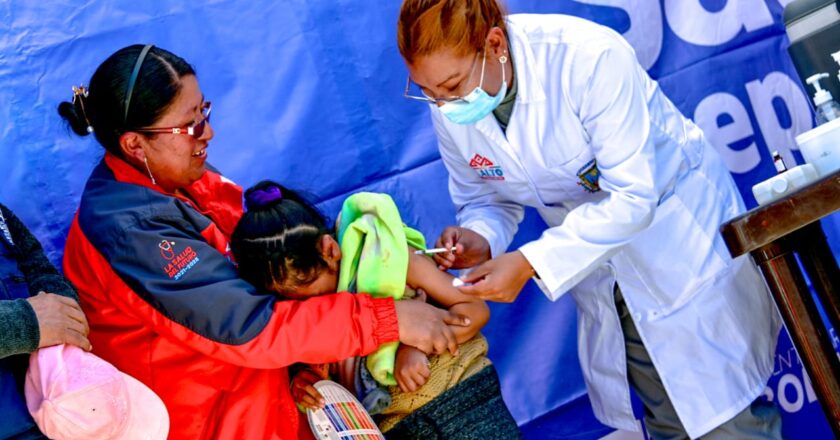 Sarampión se propaga a seis departamentos y supera los 100 casos en Bolivia