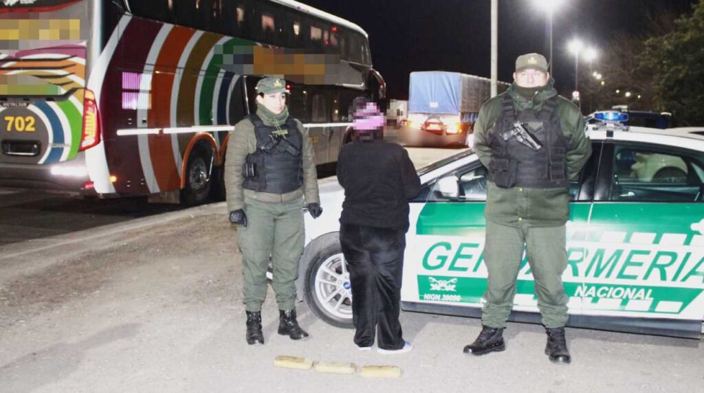 boliviana detenida con droga