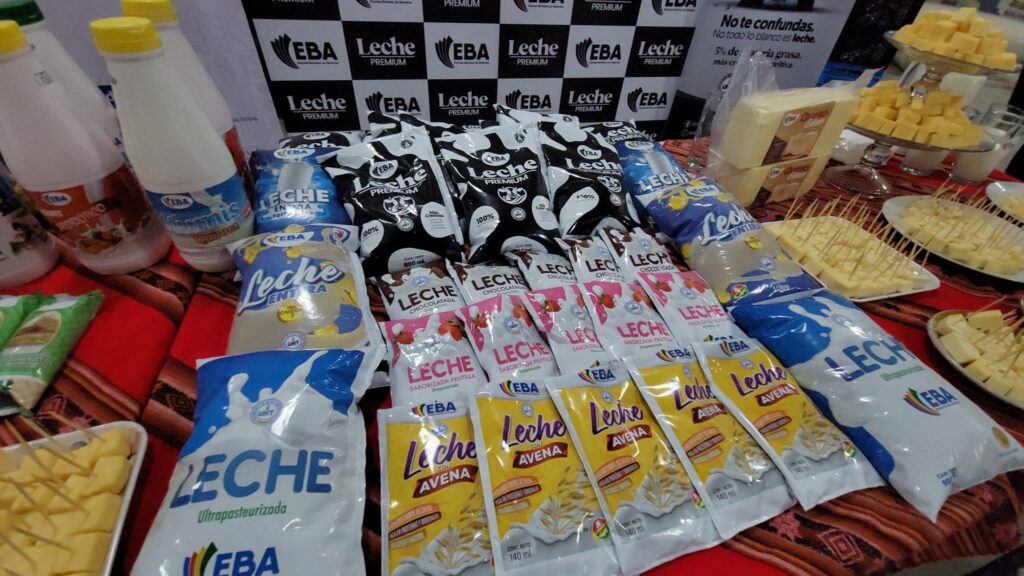 Leche de Achacachi garantiza nutrición para miles de niños y madre en Bolivia