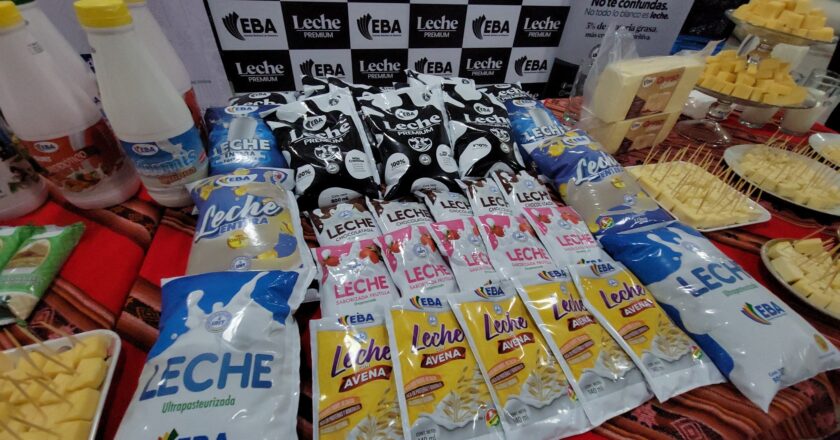 Leche de Achacachi garantiza nutrición para miles de niños y madre en Bolivia