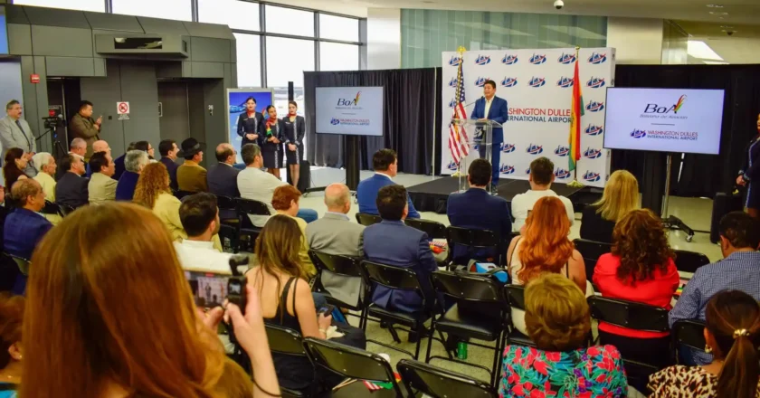 BoA inaugura ruta directa Santa Cruz-Washington con vuelos dos veces por semana