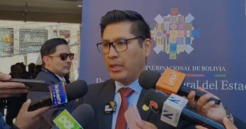 Procurador Condori afirma que Camacho y Pumari “no son angelitos” y que deben responder ante la justicia
