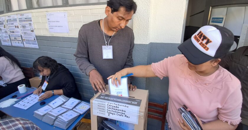 TSE confirma balotaje para el 19 de octubre y aprueba calendario electoral