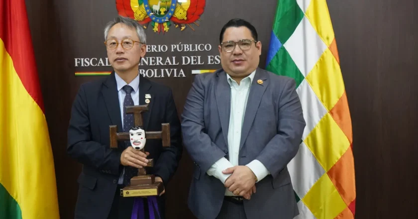 Embajador de Corea y Fiscal General coordinan construcción del edificio más moderno del IDIF en Chuquisaca