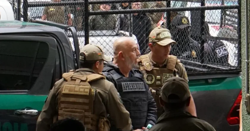 Arturo Murillo llega a La Paz tras deportación desde Estados Unidos y queda a disposición judicial