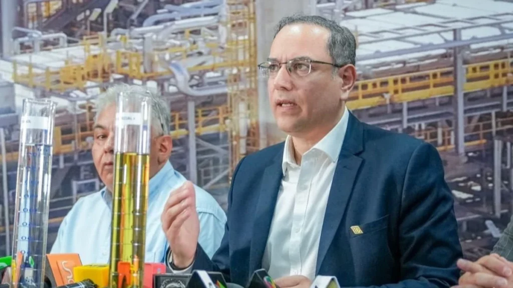 Akly niega sobreprecio en compra de crudo y afirma que no hay contratos firmados por YPFB